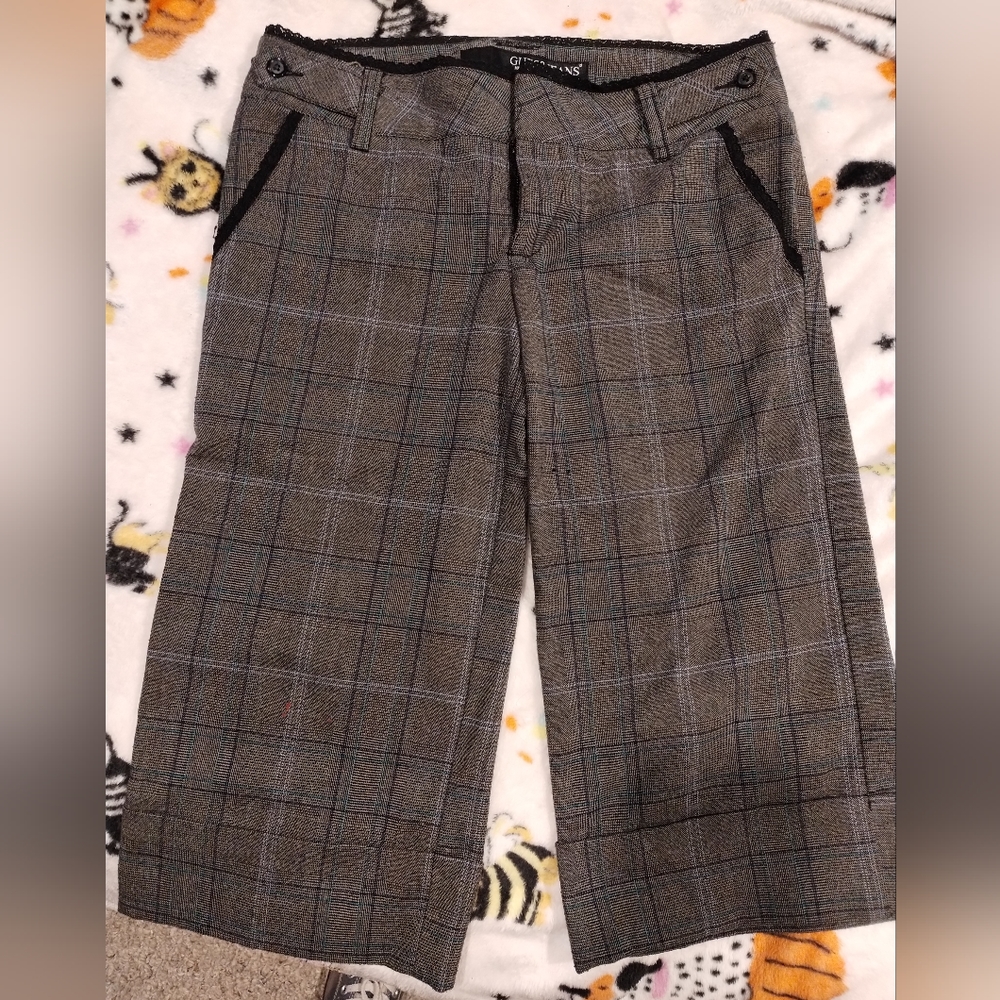 Guess Jeans knee length slacks